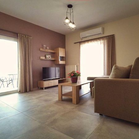 Tonia'S Apartment Kíssamos Екстериор снимка