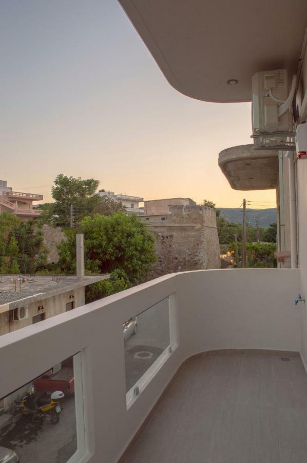 Tonia'S Apartment Kíssamos Екстериор снимка
